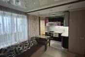 1090 Однокімнатна в центрі